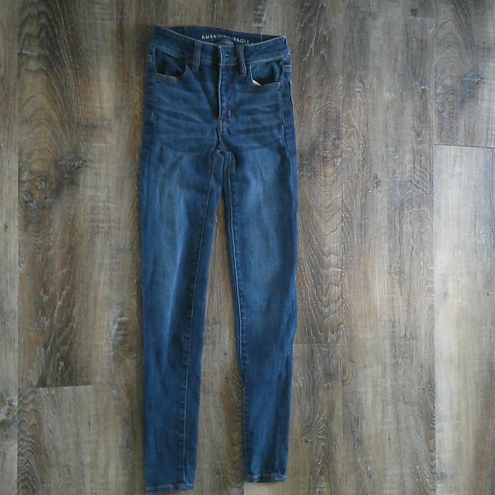 American Eagle Women's Blue Jeans